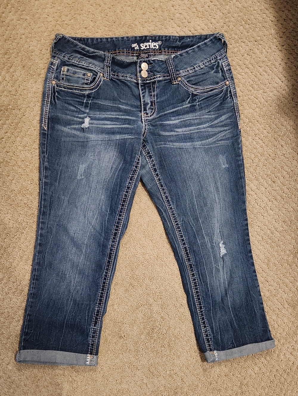 Series 31 Short & Sexy Embroidered Pockets. Sz 9